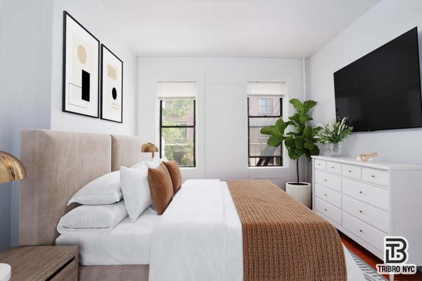 Listing photo 1 of 5