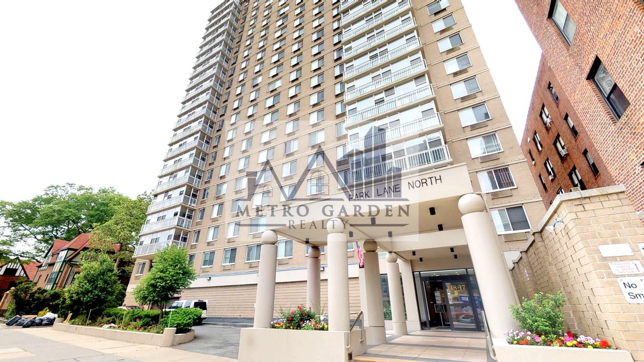 Listing photo 1 of 5