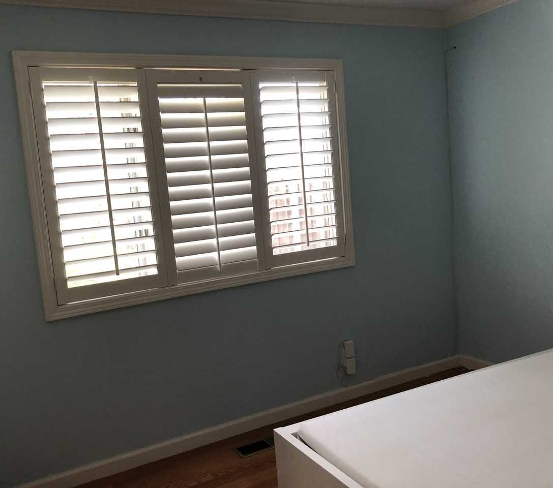 Listing photo 1 of 4