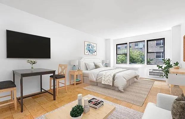 Listing photo 1 of 5