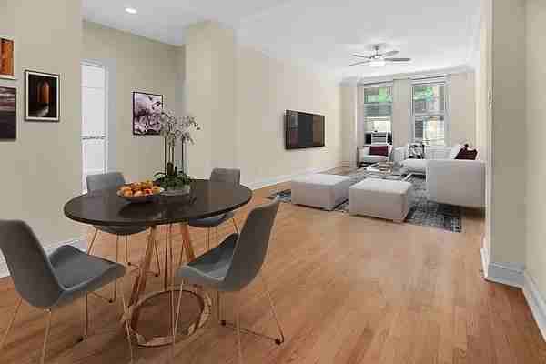 Listing photo 1 of 5