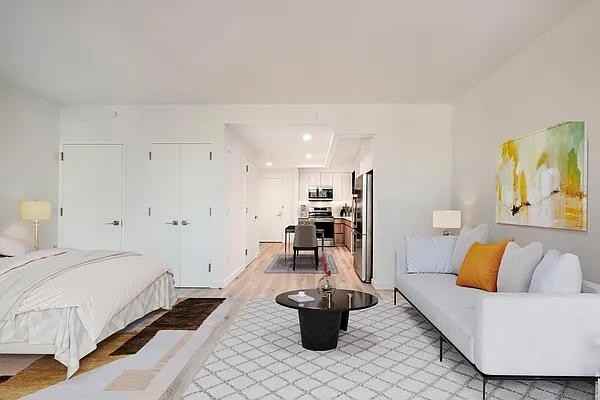 Listing photo 1 of 5