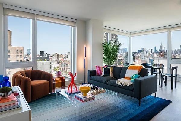 Listing photo 1 of 5