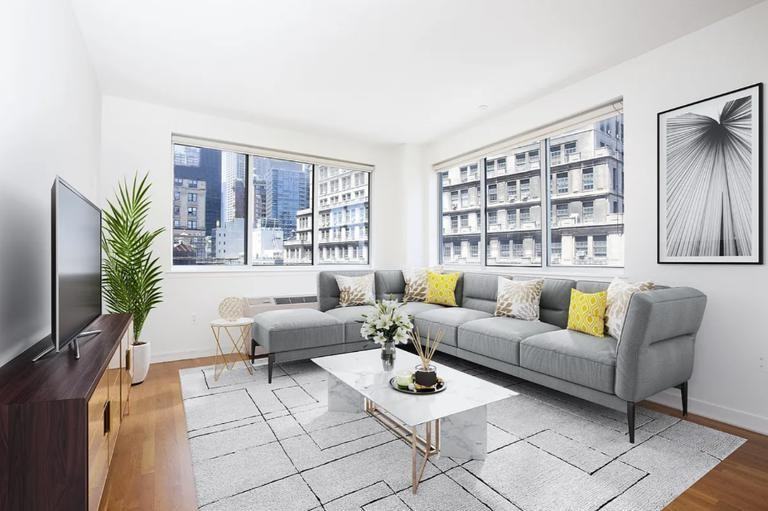 Listing photo 1 of 4