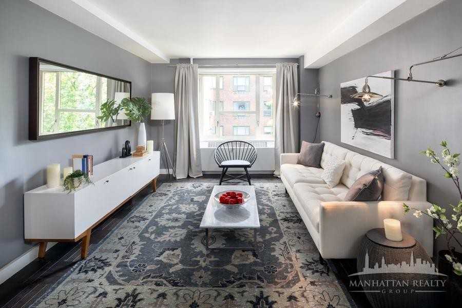 Listing photo 1 of 5