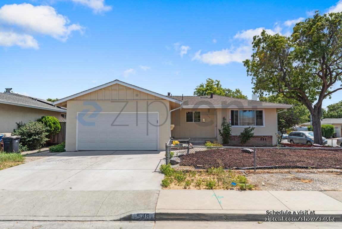 Listing photo 1 of 5