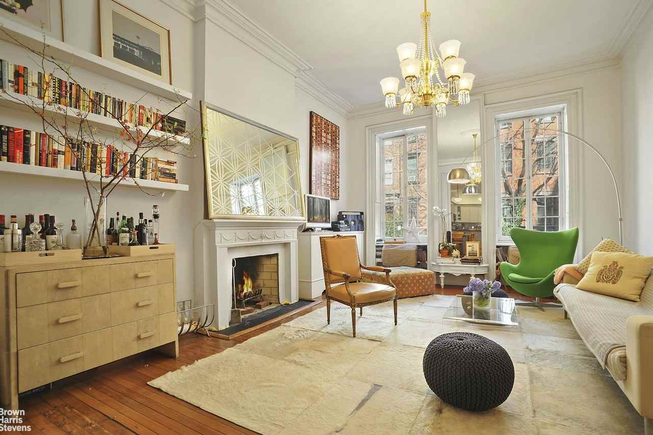 Listing photo 1 of 5