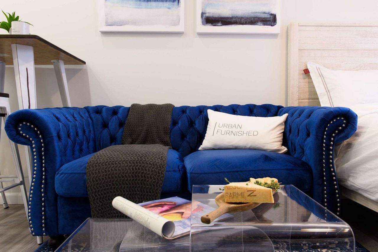 Listing photo 1 of 5