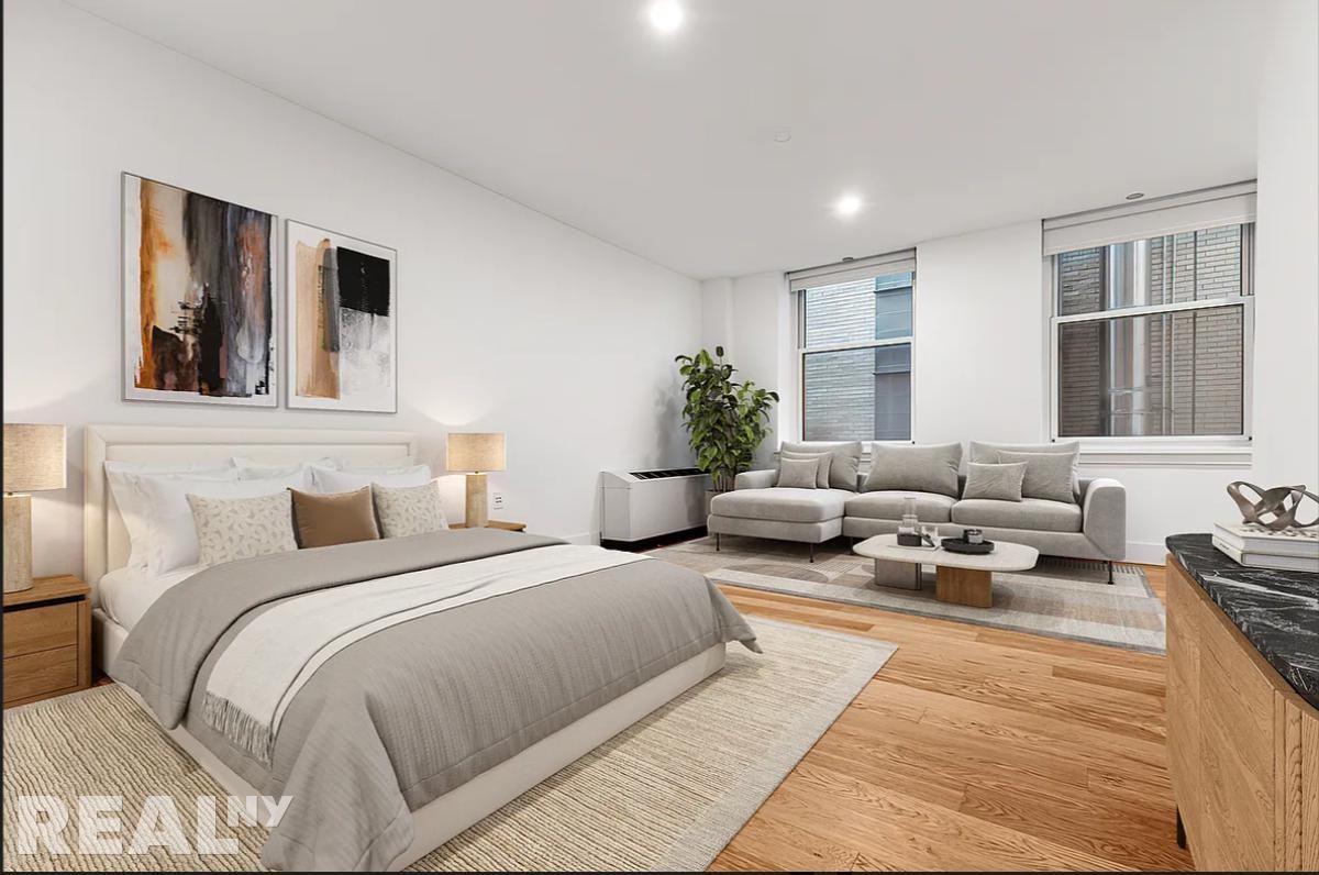 Listing photo 1 of 5