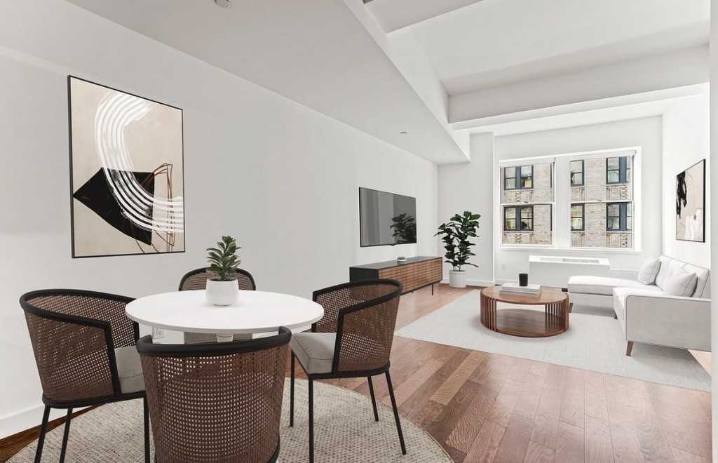 Listing photo 1 of 5