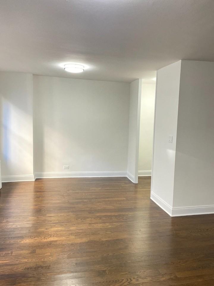 Listing photo 1 of 5