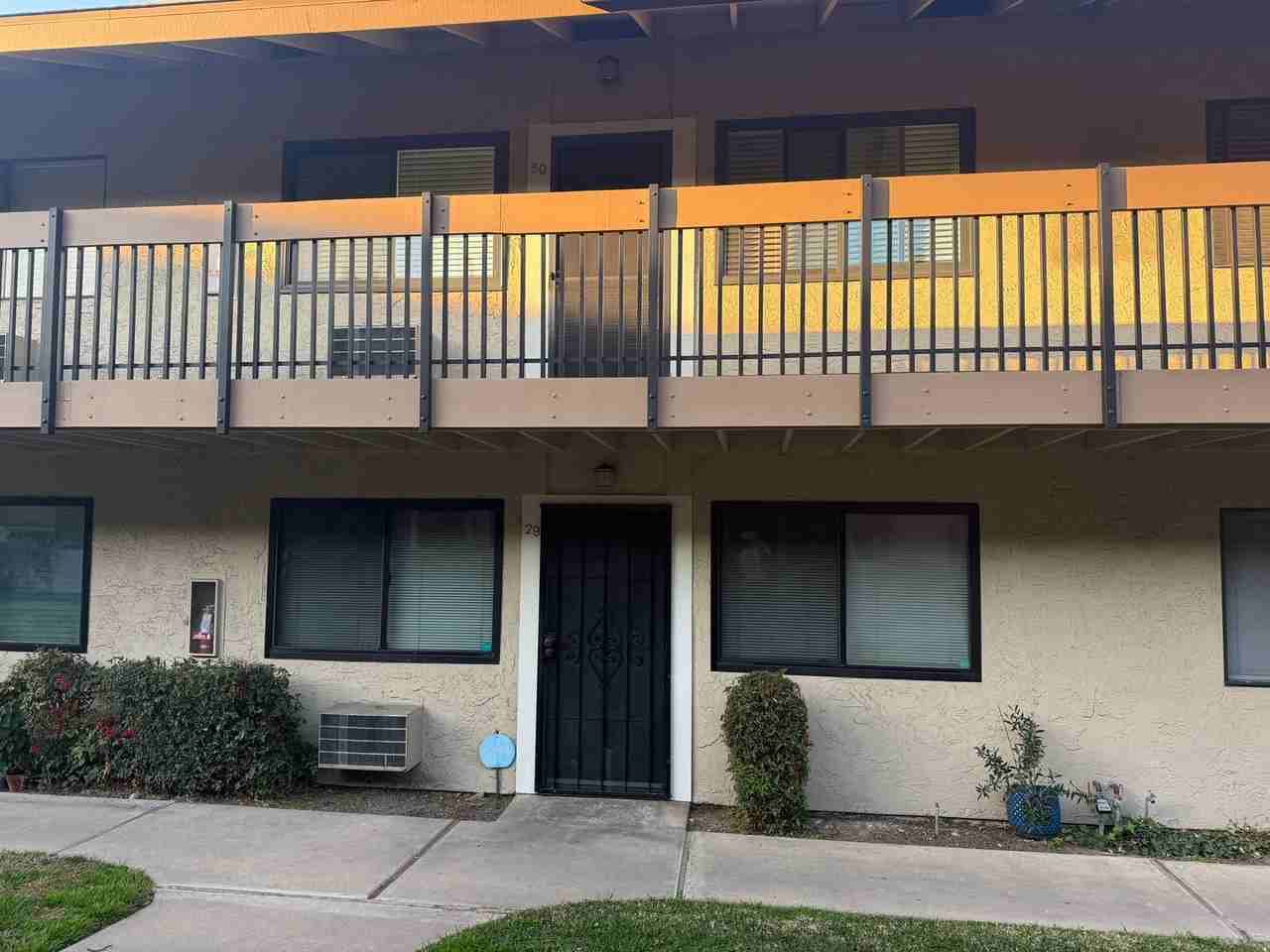 Listing photo 1 of 5