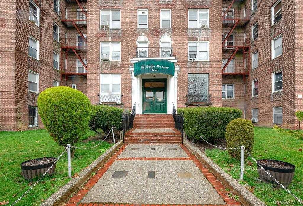 Listing photo 1 of 5