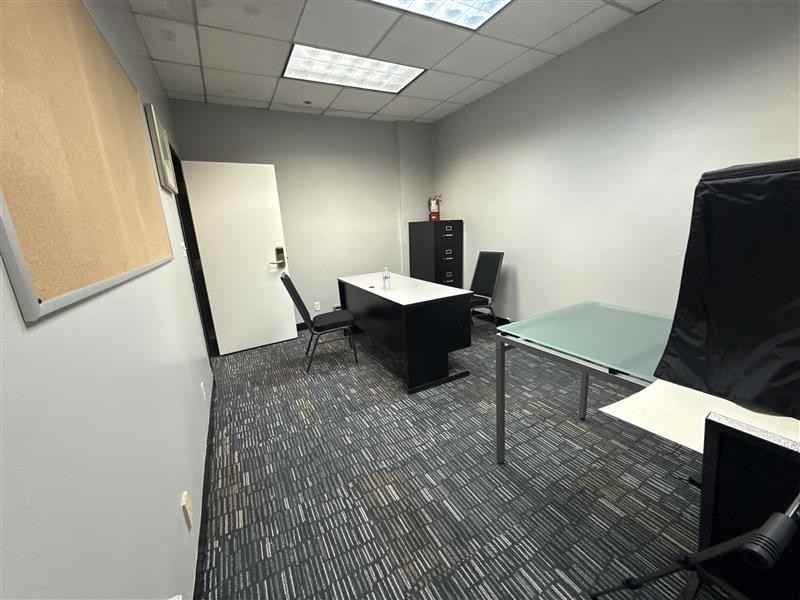 Listing photo 1 of 5