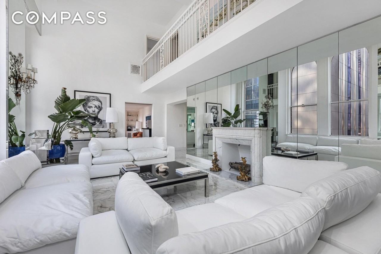 Listing photo 1 of 5