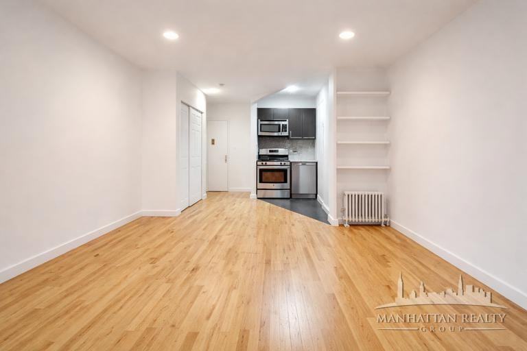 Listing photo 1 of 3