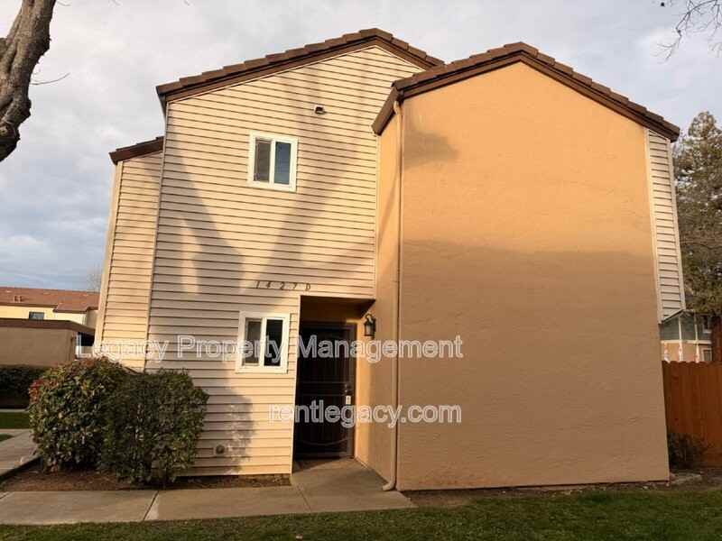 Listing photo 1 of 5