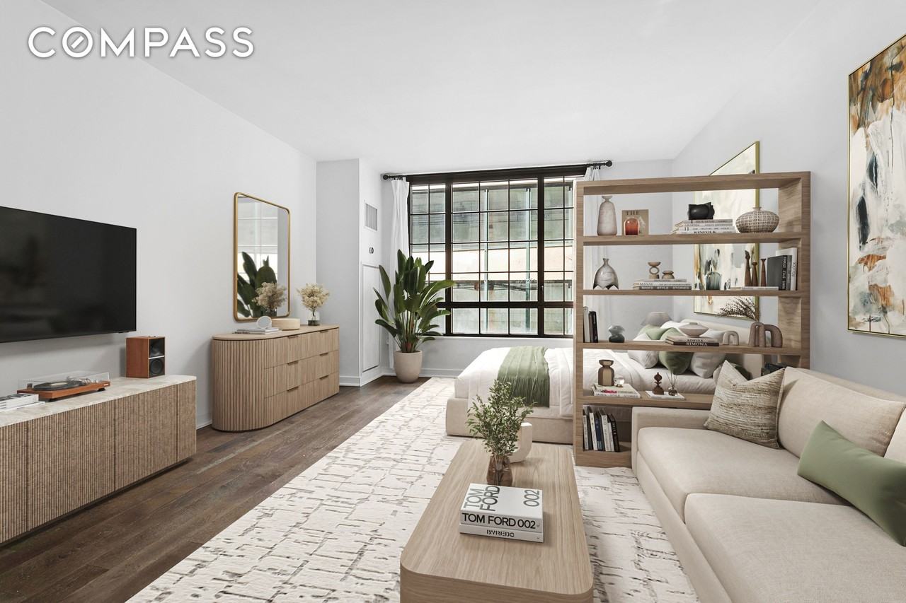 Listing photo 1 of 5