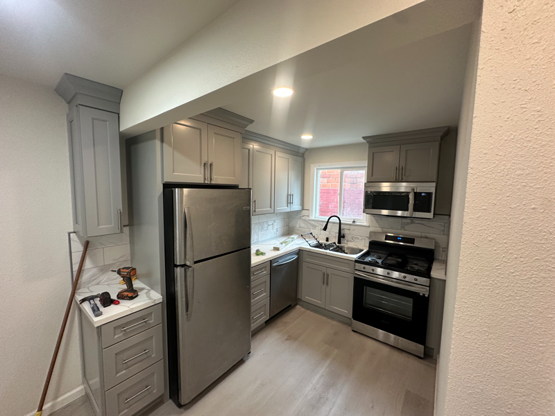 Listing photo 1 of 5