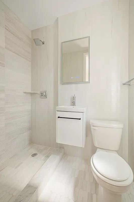 Listing photo 1 of 3