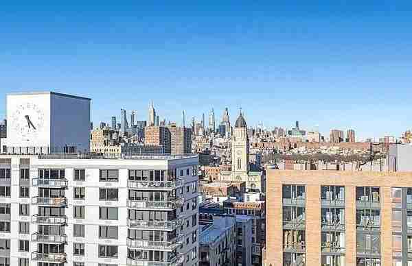 Listing photo 1 of 5