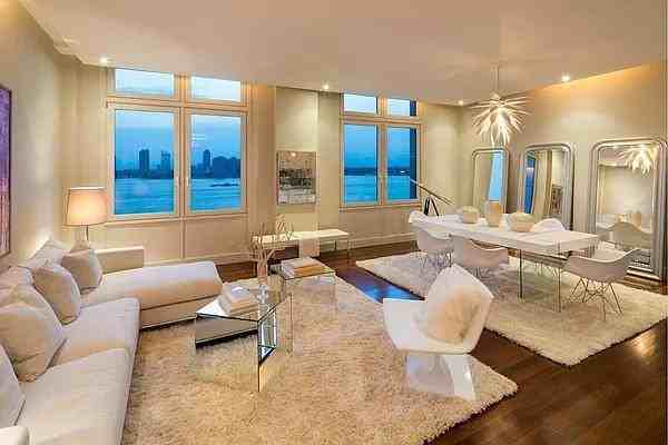 Listing photo 1 of 5