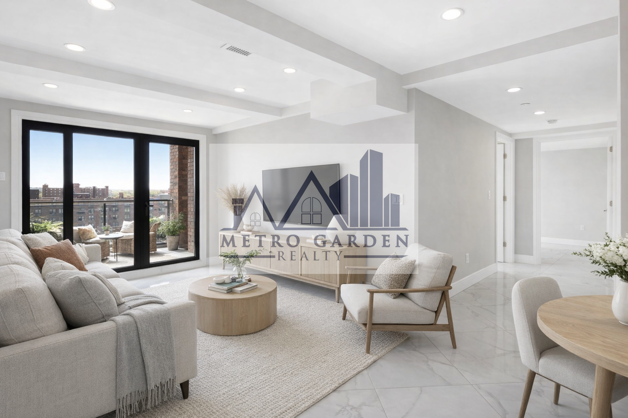 Listing photo 1 of 5