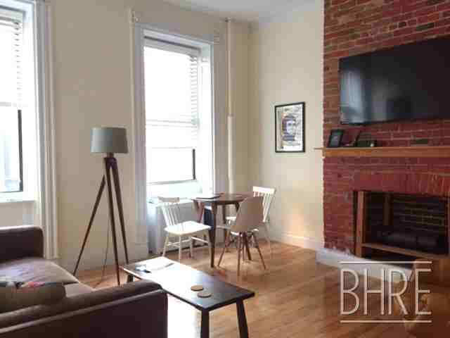 Listing photo 1 of 5