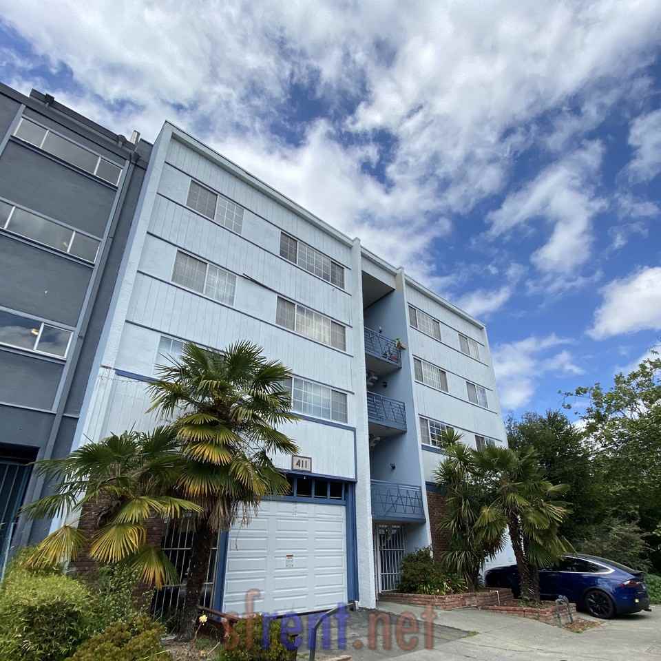 Listing photo 1 of 5