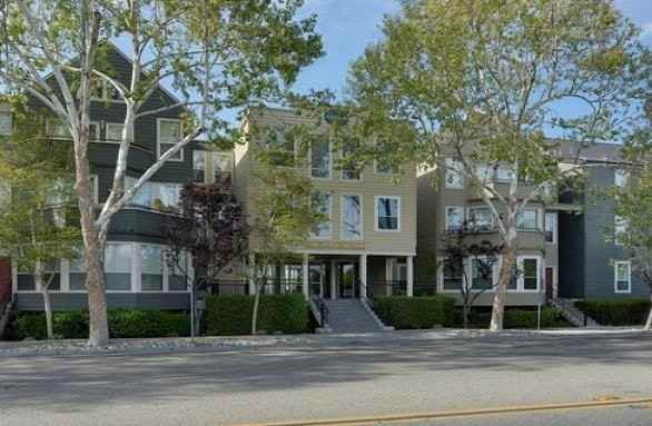 Listing photo 1 of 5