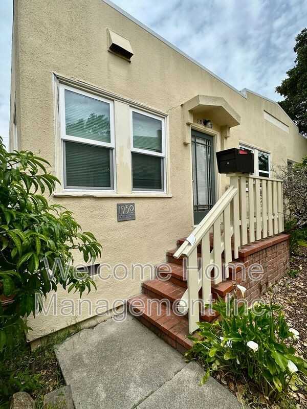 Listing photo 1 of 5