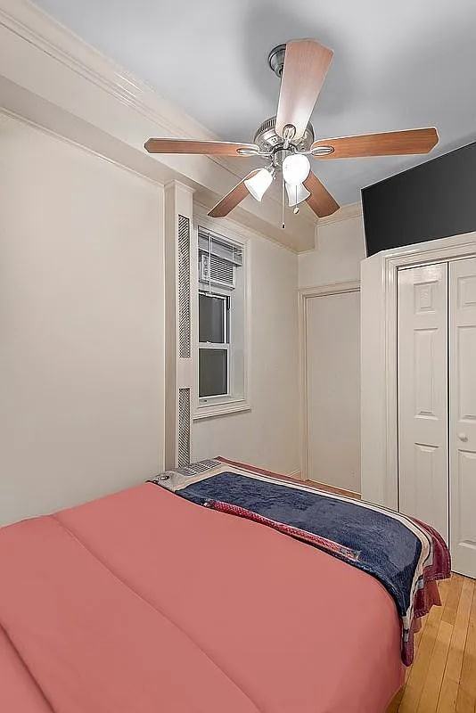 Listing photo 1 of 5