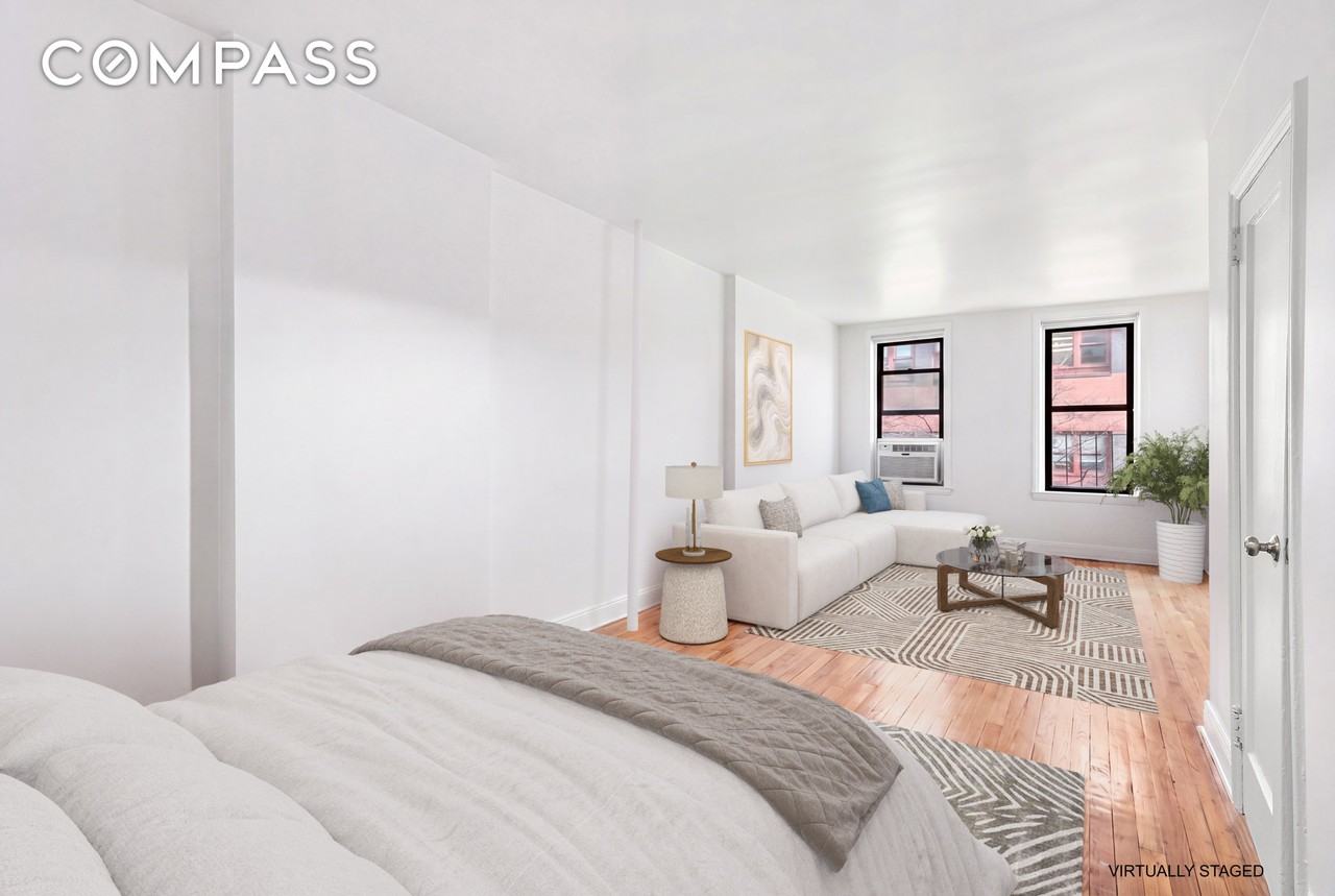 Listing photo 1 of 5