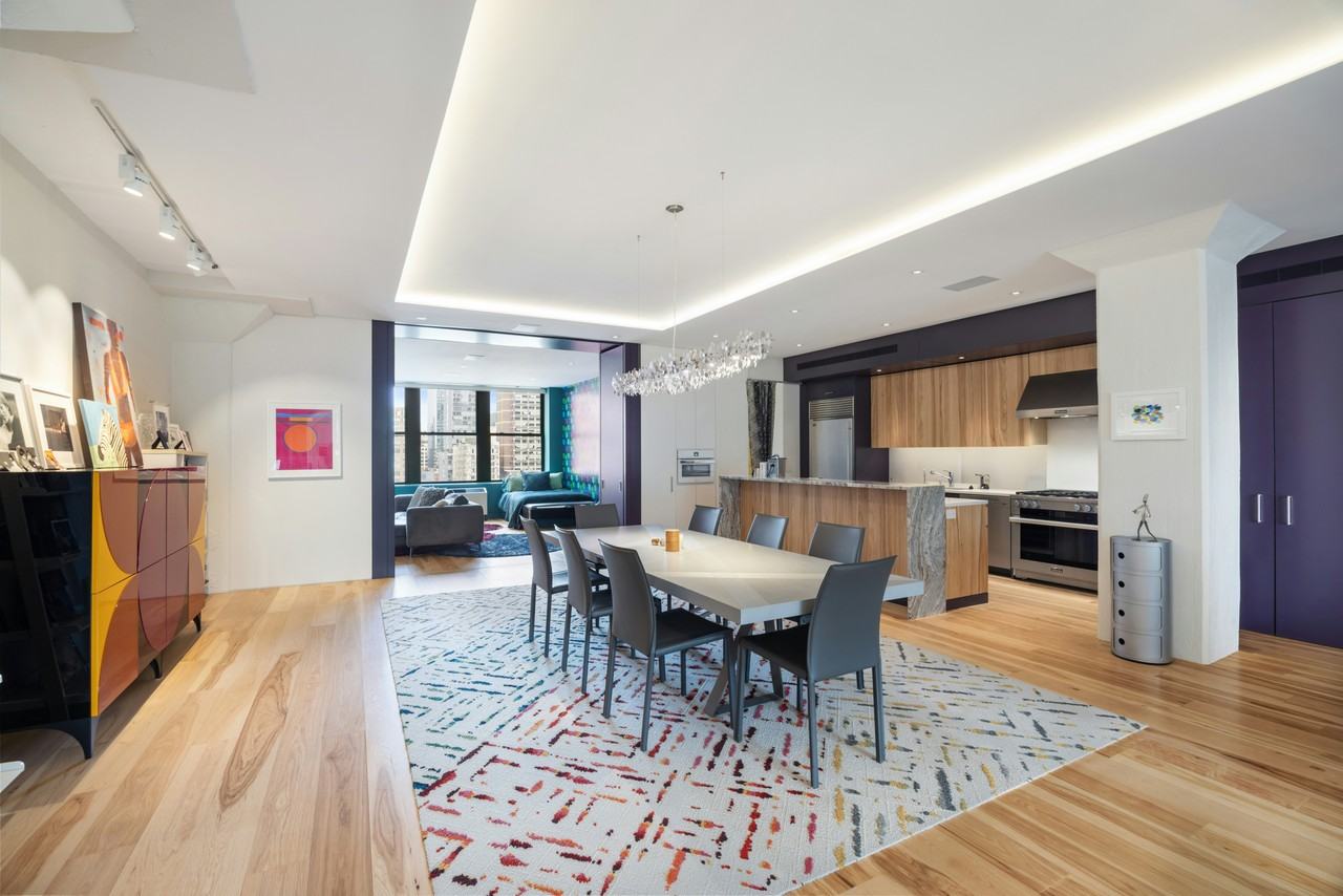 Listing photo 1 of 5