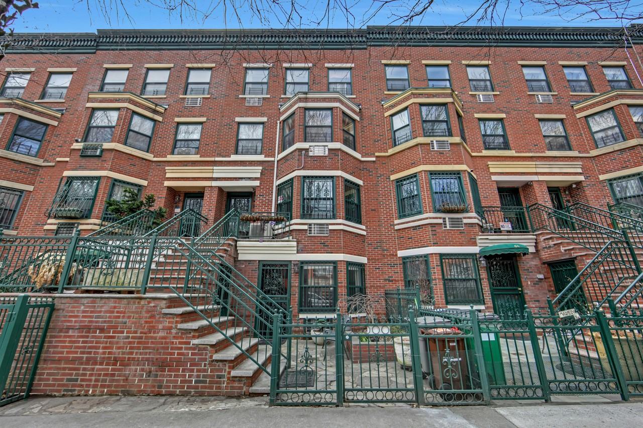 Listing photo 1 of 5