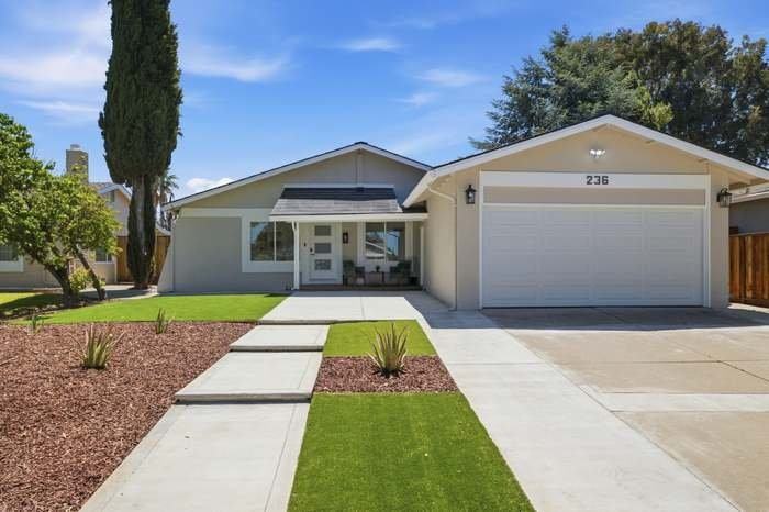 Listing photo 1 of 5