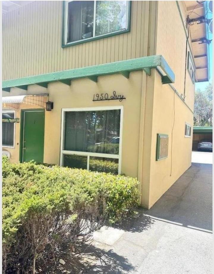 Listing photo 1 of 5