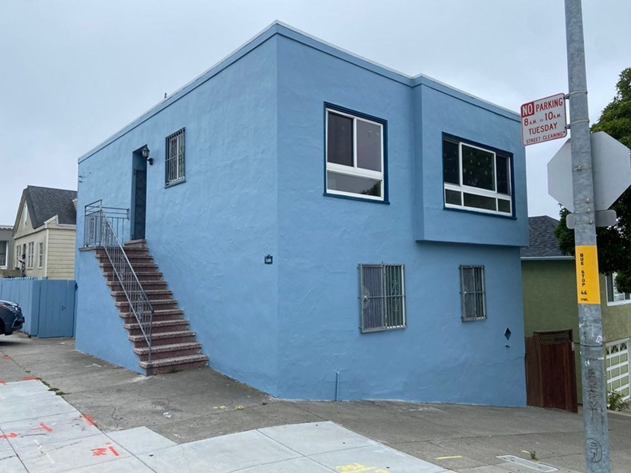 Listing photo 1 of 5