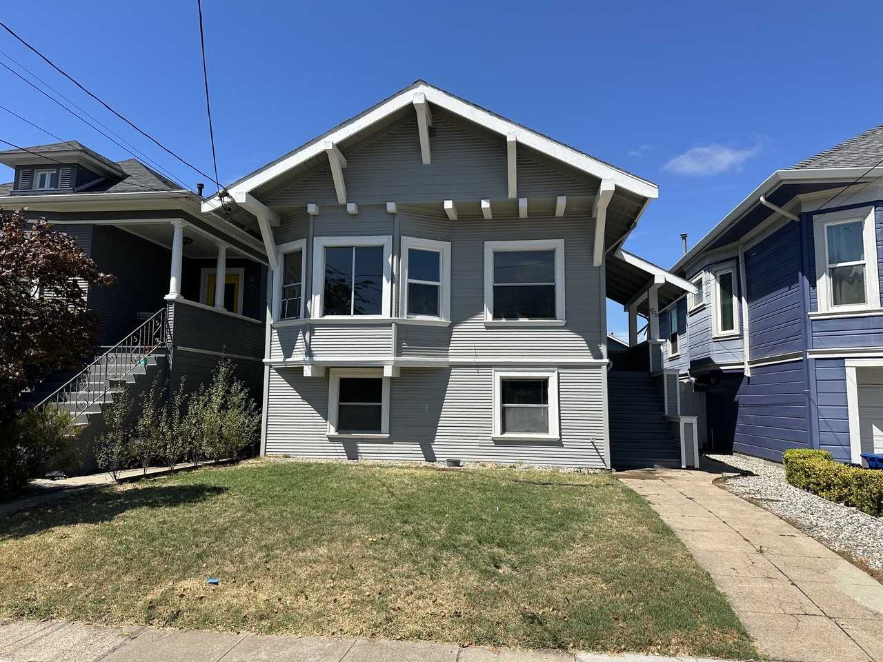 Listing photo 1 of 5
