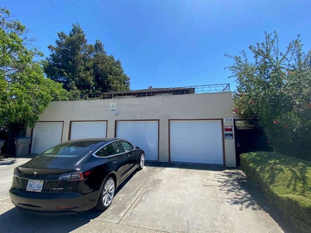 Listing photo 1 of 5