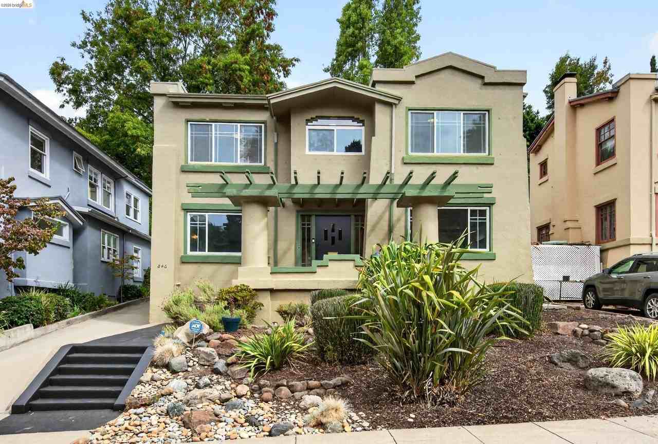 Listing photo 1 of 5