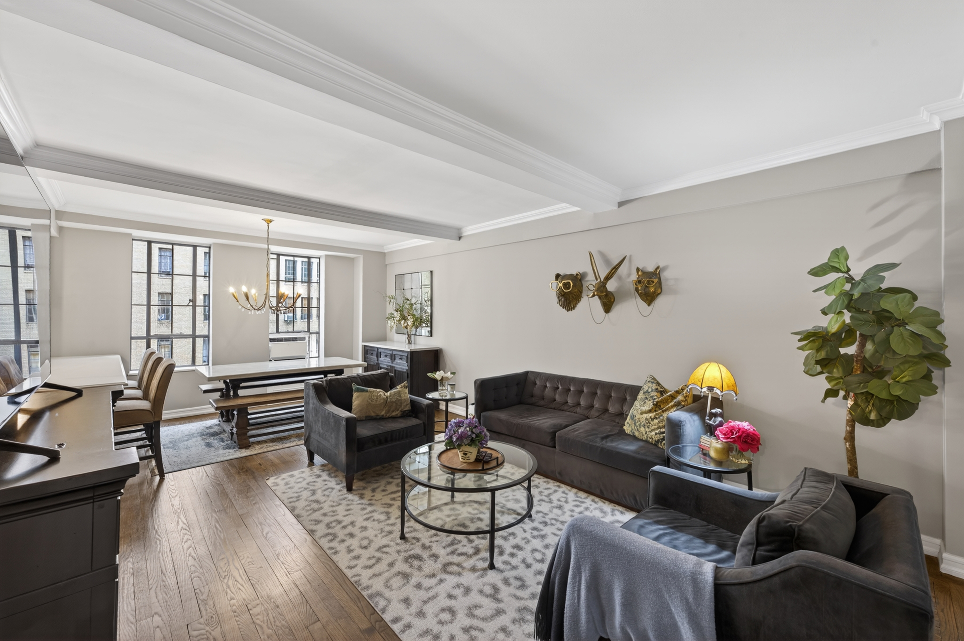 Listing photo 1 of 5