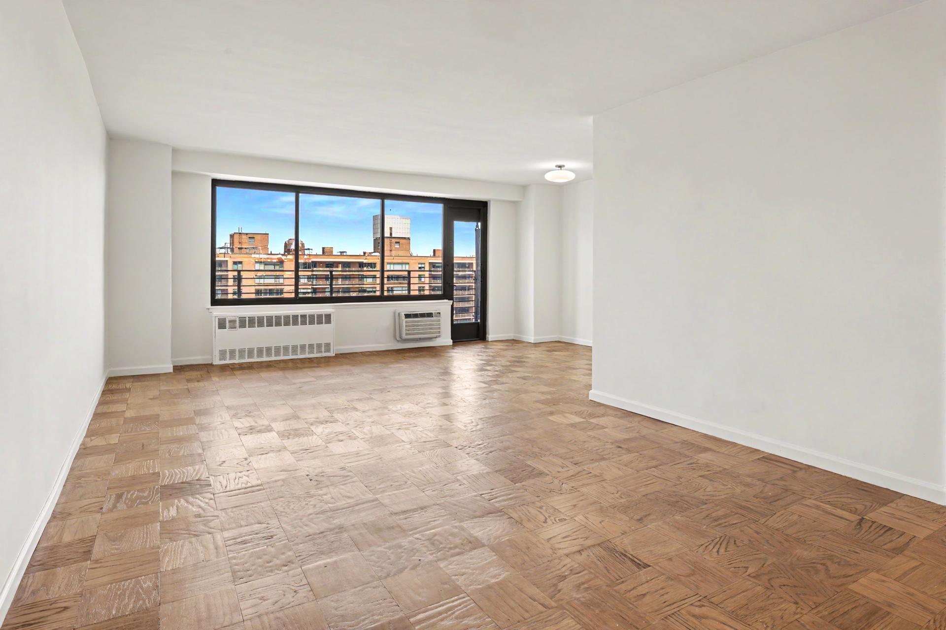 Listing photo 1 of 5