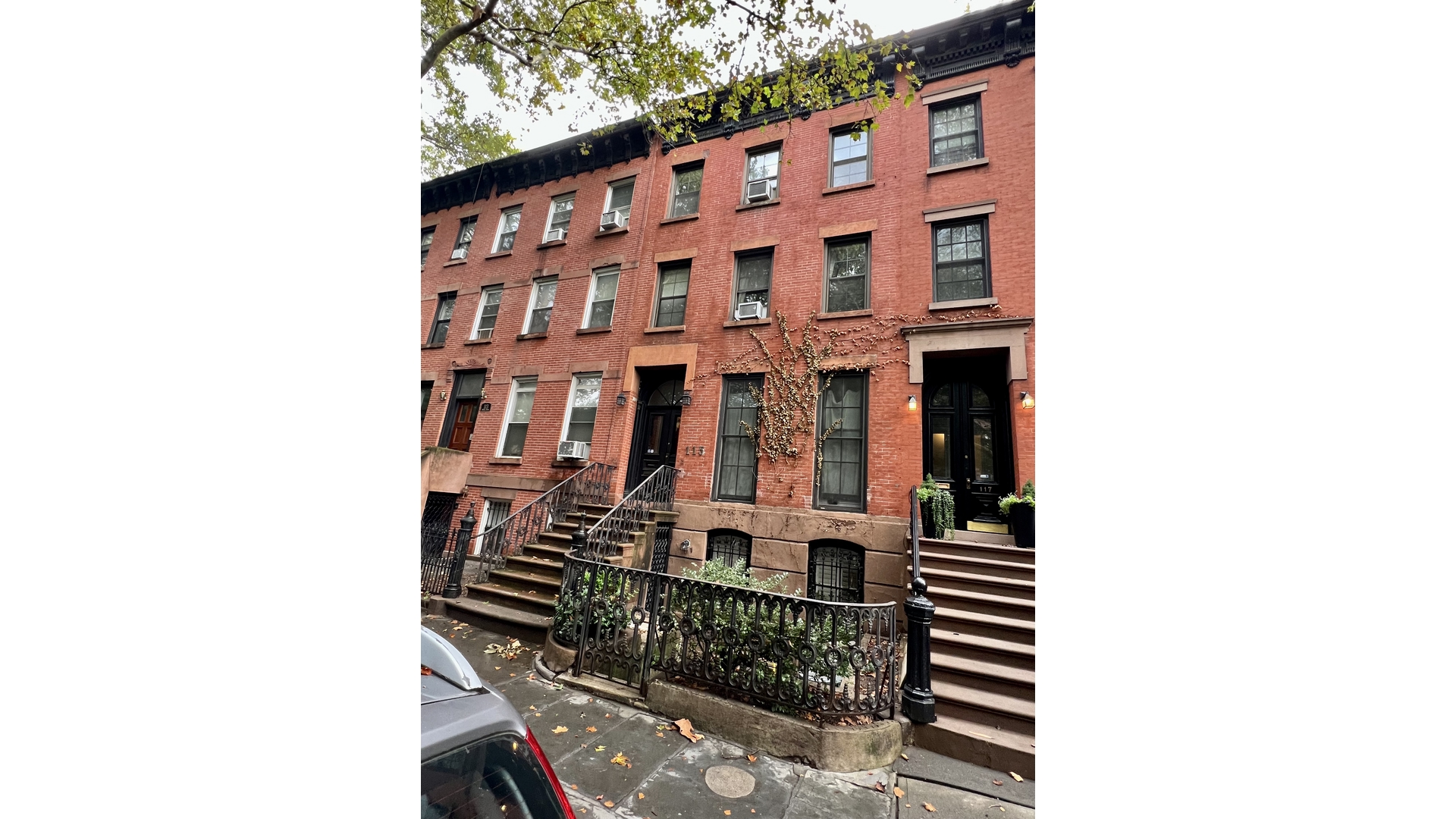 Listing photo 1 of 5
