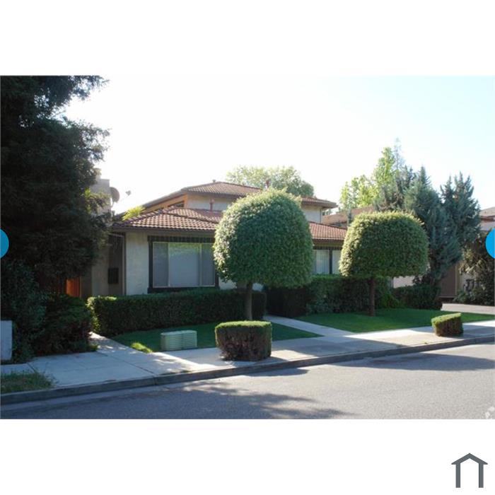 Listing photo 1 of 5