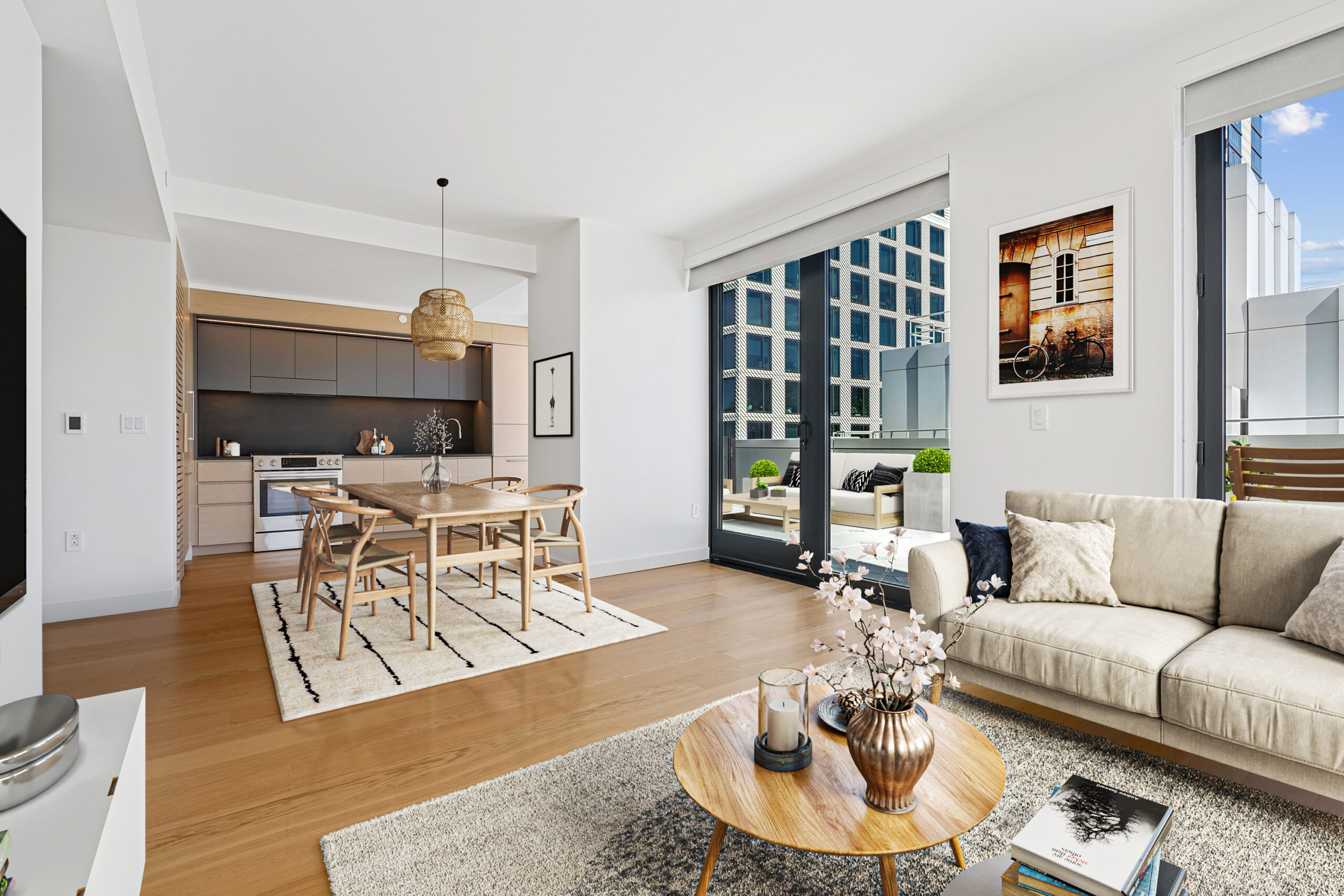 Listing photo 1 of 12