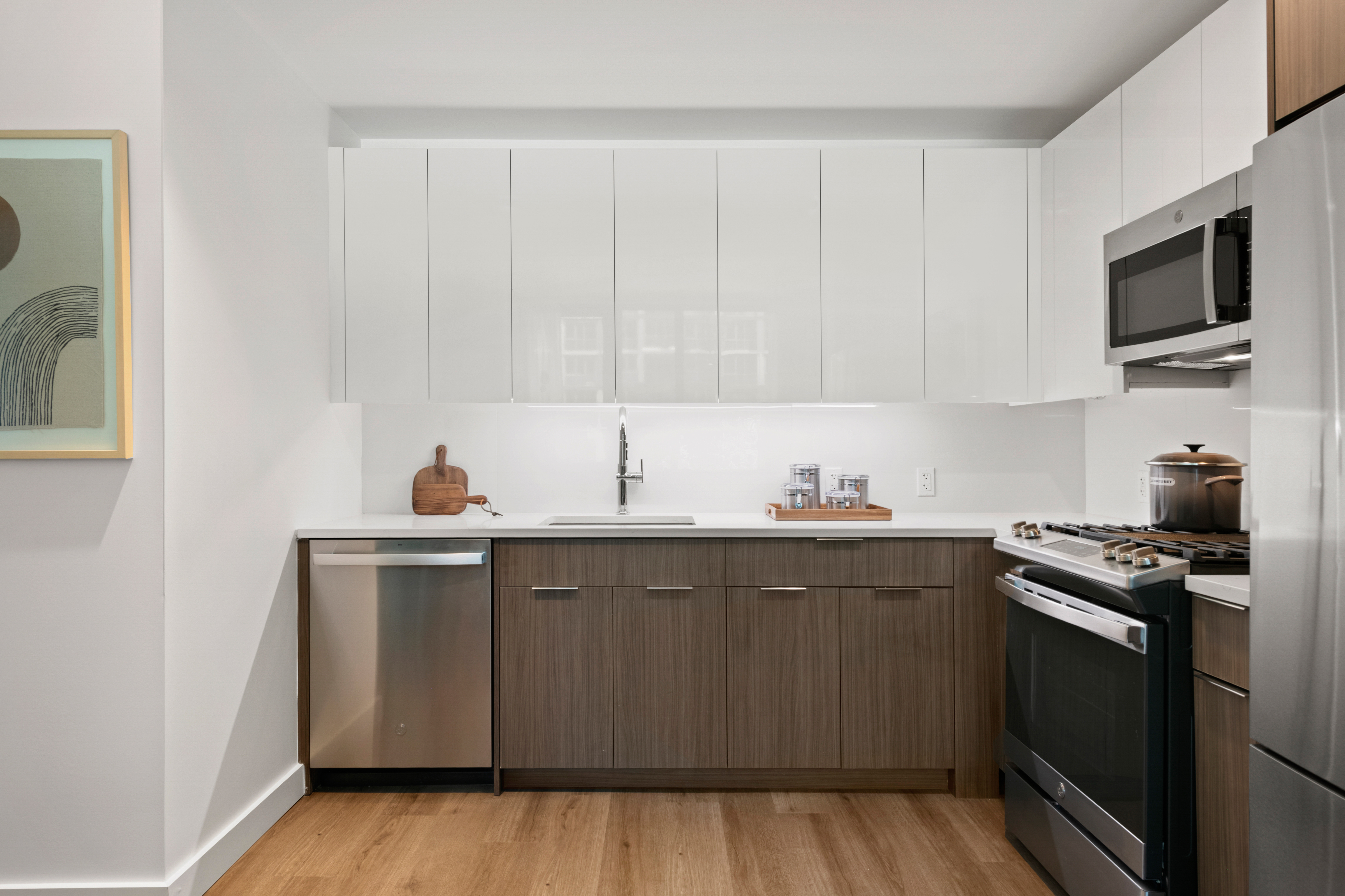 Listing photo 1 of 39