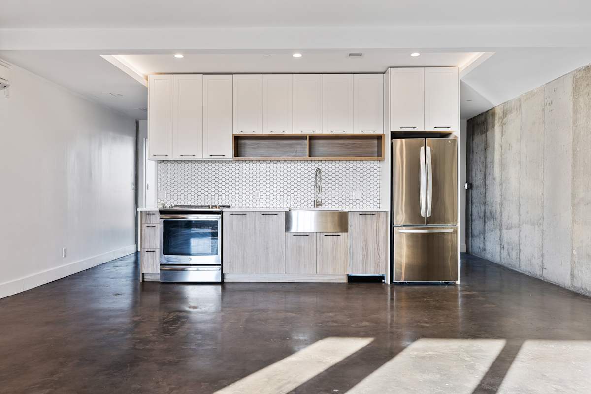 Listing photo 1 of 23