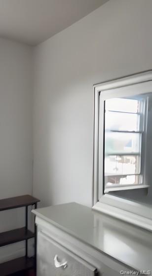 Listing photo 1 of 3