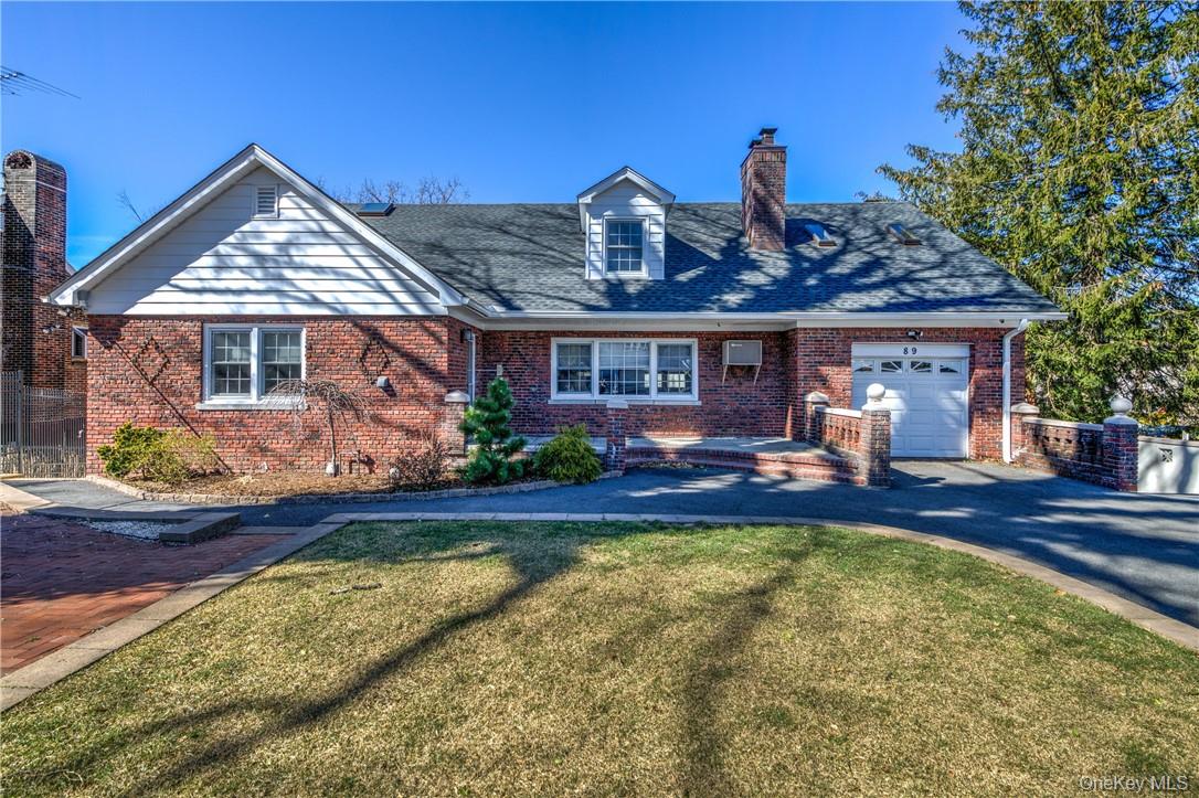 Listing photo 1 of 5